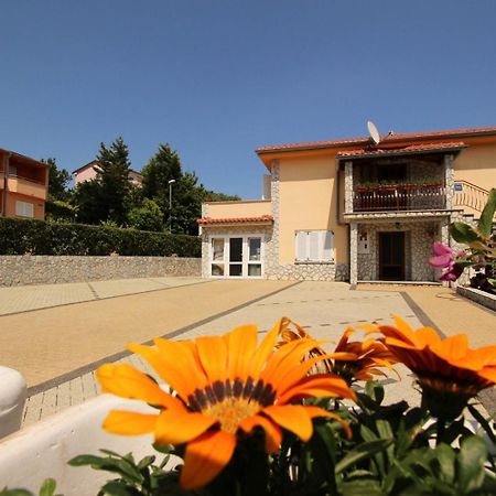 Apartments Nevenka K. Čižići Εξωτερικό φωτογραφία